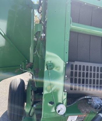 2024 John Deere 451M Baler - Image 12