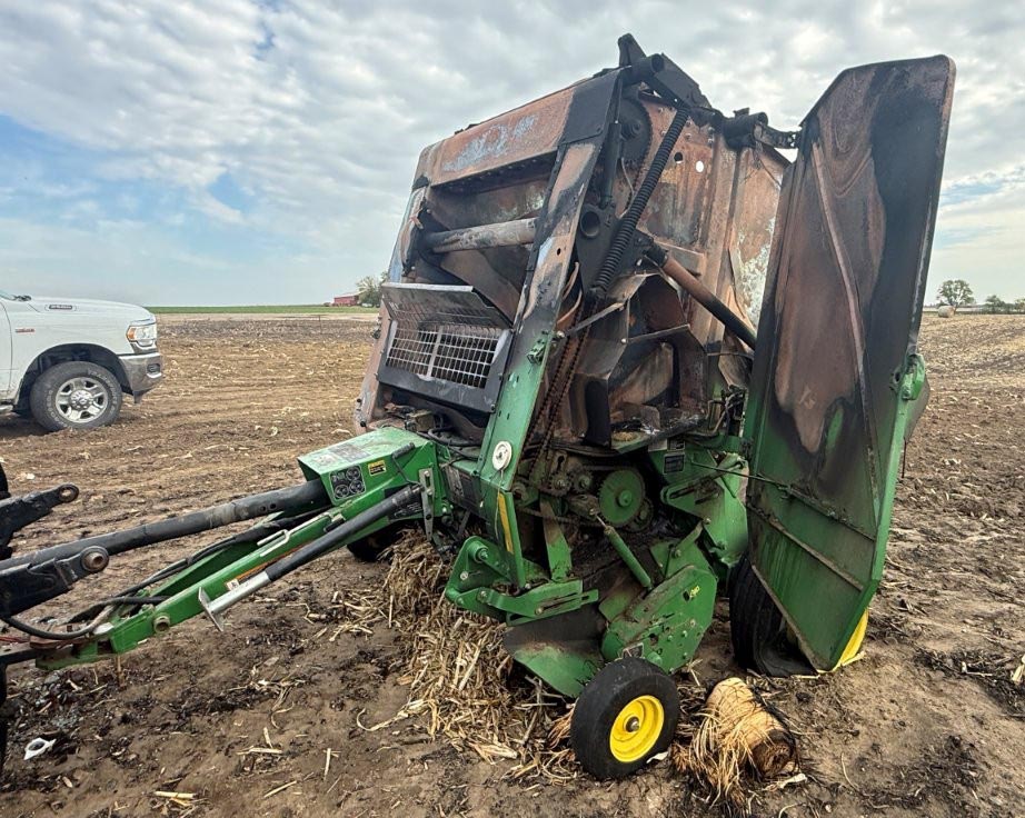 2019 Case IH Farmall 120C Tractor - Image 12