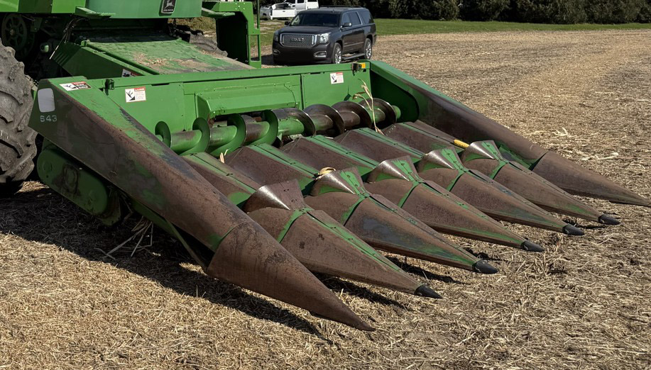 John Deere 643 Corn Head - Image 2