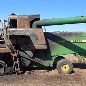 John Deere 6620 Combine