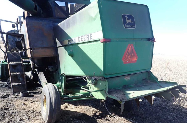 John Deere 6620 Combine - Image 6