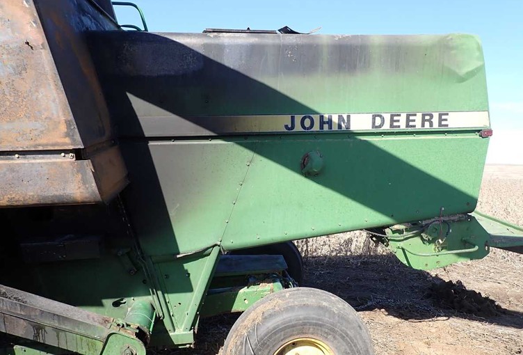 John Deere 6620 Combine - Image 7