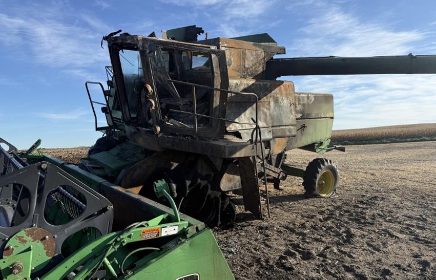 John Deere 7720 Combine