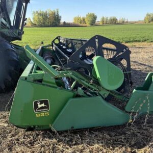 John Deere 925 Header