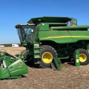 John Deere 9660 STS Combine