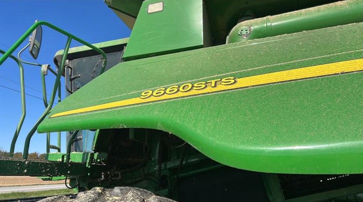 John Deere 9660 STS Combine - Image 17