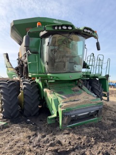 2015 John Deere S680 STS Combine - Image 4