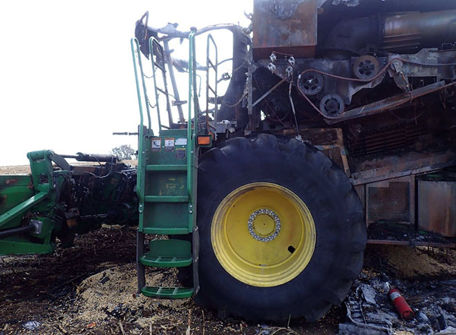 2020 John Deere S780S STS Combine/2024 John Deere C12F Header - Image 36