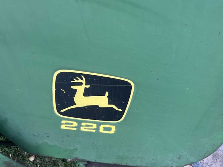 John Deere 6620 Combine/John Deere 220 Header - Image 29