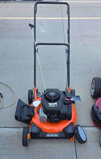Lawn Mowers - Image 6