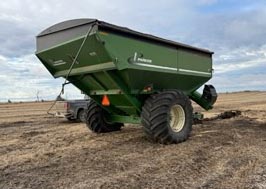 2006 Parker 938 Grain Cart - Image 2