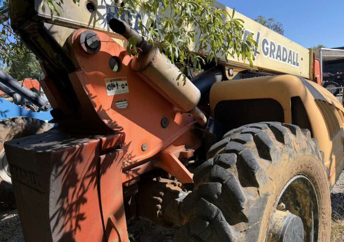 2003 Gradall G9-43A Telehandler - Image 3