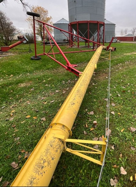 2010 Westfield MK 100-61 Grain Auger - Image 13