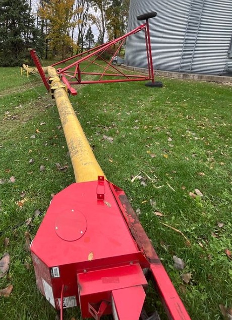 2010 Westfield MK 100-61 Grain Auger - Image 7