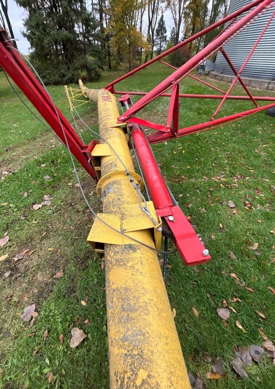 2010 Westfield MK 100-61 Grain Auger - Image 8