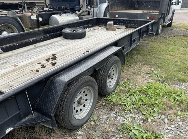 2001 Doolittle 8420 Trailer