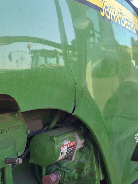 2002 John Deere 8320 Tractor - Image 10