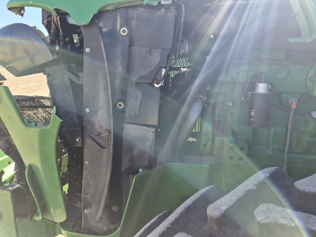 2002 John Deere 8320 Tractor - Image 9