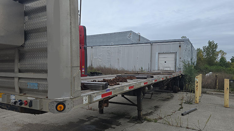 2013 Utility Trailer - Image 3