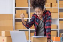 How to Find and Bid on Unique Items at Online Auctions